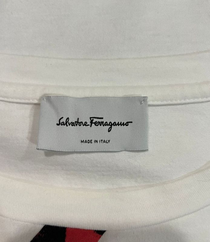 Футболка Salvatore Ferragamo размер XXL