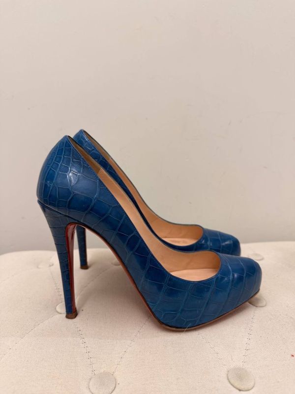 Туфли  Christian Louboutin   Размер 40 