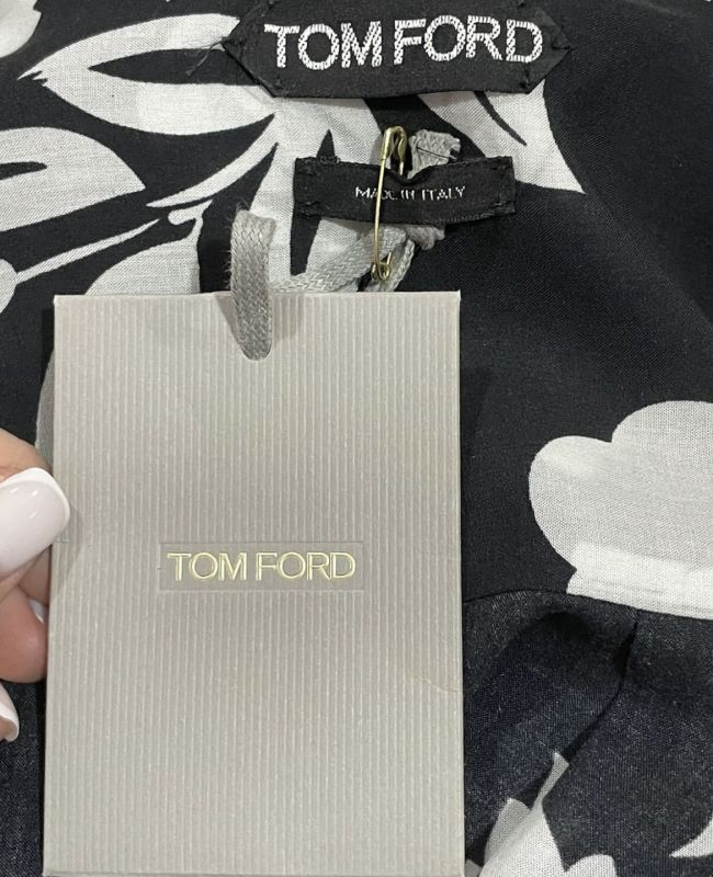 Блуза Tom Ford новая размер 36