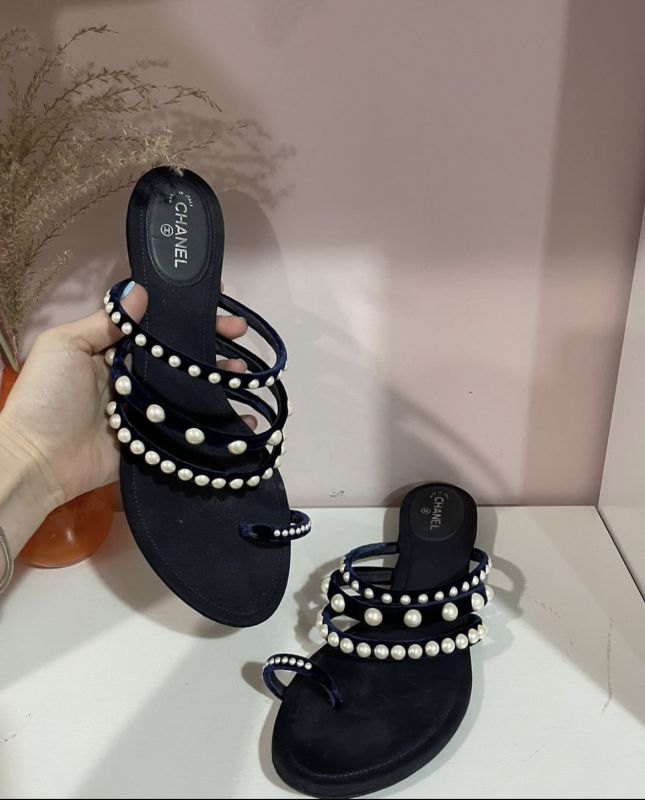 Шлёпанцы Chanel размер 40/5