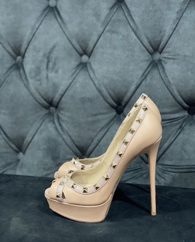 Босоножки Valentino размер 37