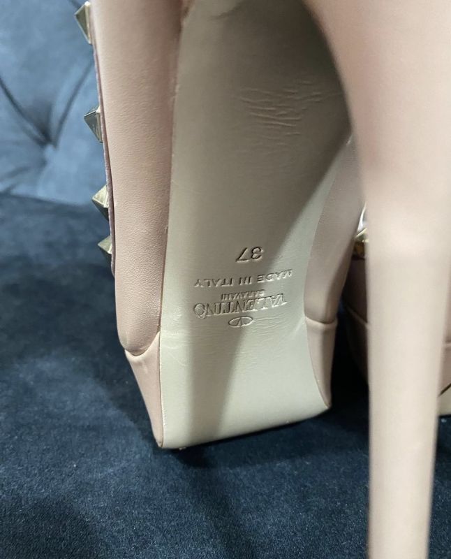 Босоножки Valentino размер 37