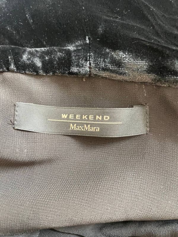 Велюровое платье Max Mara  размер 36