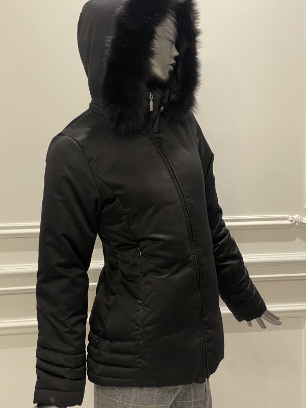 Пуховик Moncler, размер 0