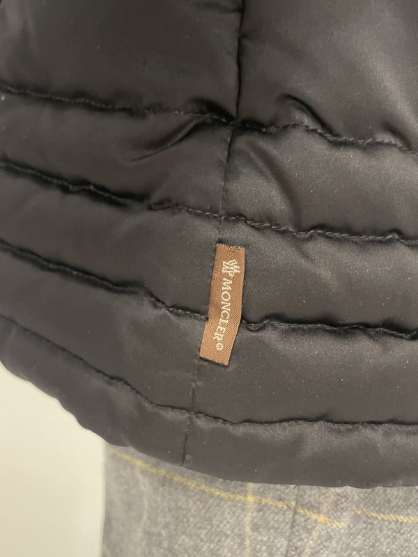 Пуховик Moncler, размер 0