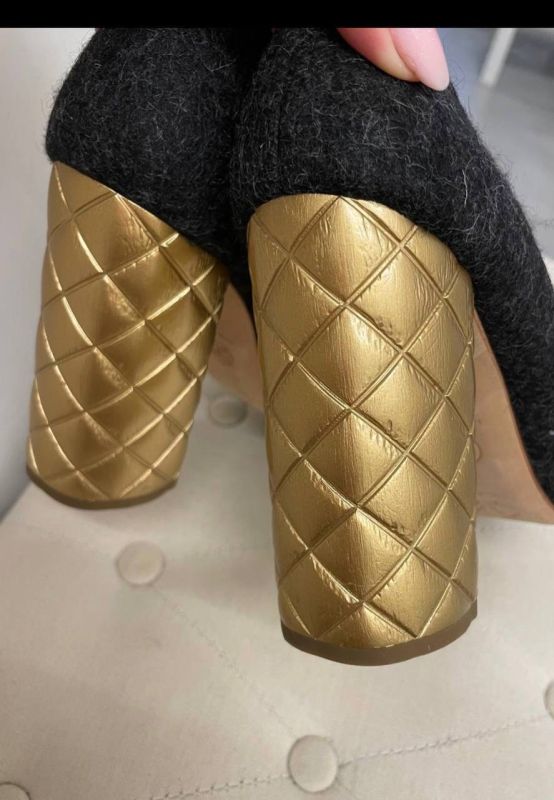Туфли Chanel  Размер 40 
