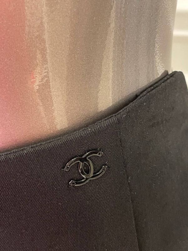 Шорты Chanel Размер 36