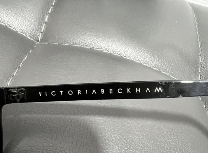 Очки  VICTORIABECKHAM 