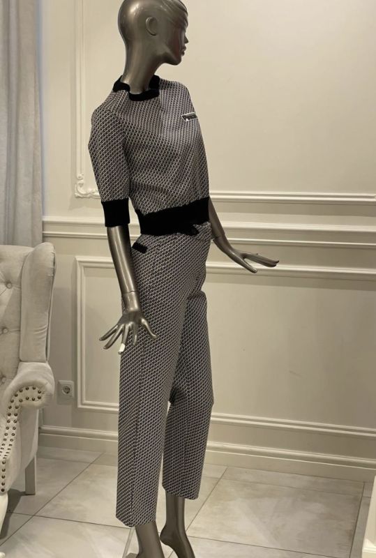 Костюм Pinko, размер 38