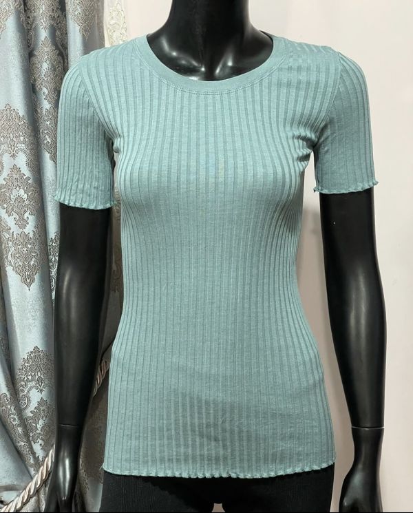 Кофты новые intimissimi S-M за 1 шт