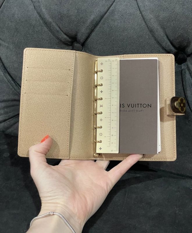 Новый блокнот Louis Vuitton 14 см на 10 см 
