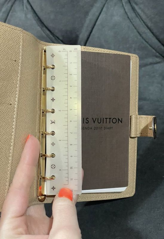 Новый блокнот Louis Vuitton 14 см на 10 см 