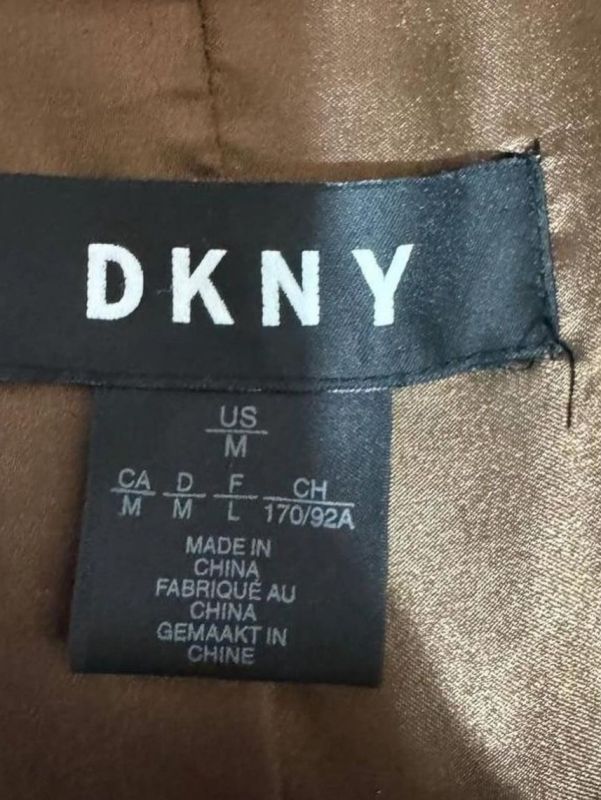 Шуба DKNY, размер  M-L